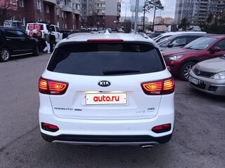 2019 Kia Sorento III Prime Рестайлинг, белый, 2470000 рублей, вид 5