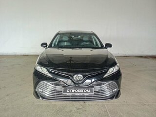 2020 Toyota Camry VIII (XV70), чёрный, 3095000 рублей, вид 2