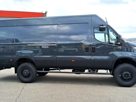 2026 Iveco Daily, серый, 16134583 рублей, вид 4