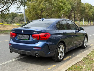 2023 BMW 1 серии 120i III (F52) Рестайлинг, синий, 1573009 рублей, вид 4