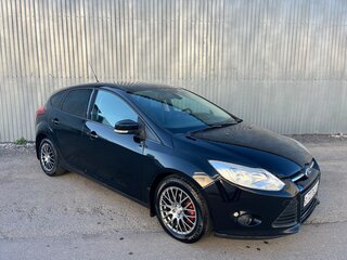 2013 Ford Focus III, чёрный, 715000 рублей, вид 2