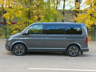 2022 Volkswagen Multivan T6 Рестайлинг, серый, 8900000 рублей, вид 2
