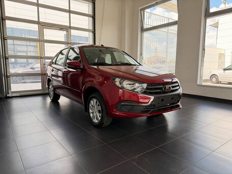 2026 Lada (ВАЗ) Granta I Рестайлинг, красный, 1100000 рублей, вид 1