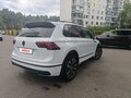 2021 Volkswagen Tiguan II Рестайлинг, белый, 2700000 рублей - вид 2