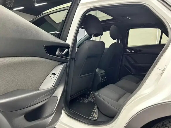 2022 Mazda CX-4 I Рестайлинг, белый, 2300700 рублей - вид 17