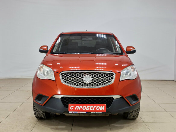 2012 SsangYong Actyon II, оранжевый - вид 1