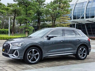 2022 Audi Q3 35 TFSI II (F3), чёрный, 1550000 рублей, вид 3
