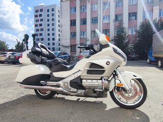 2013 Honda GL 1800 Gold Wing, белый, 1650000 рублей, вид 2