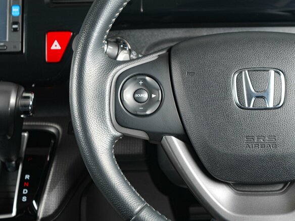 2016 Honda Stepwgn Spada V, чёрный - вид 14