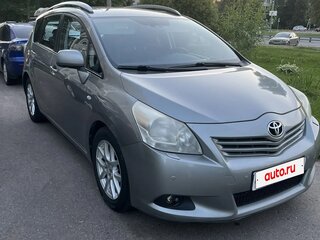 2010 Toyota Verso I, серый, 1000000 рублей, вид 3