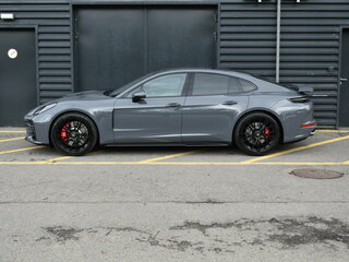 2026 Porsche Panamera GTS III, серый, 24970000 рублей, вид 2