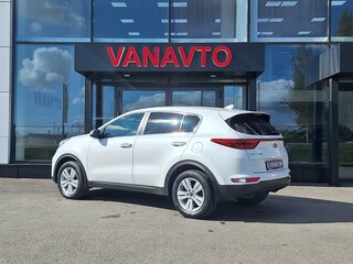2018 Kia Sportage IV, белый, 1790000 рублей, вид 4