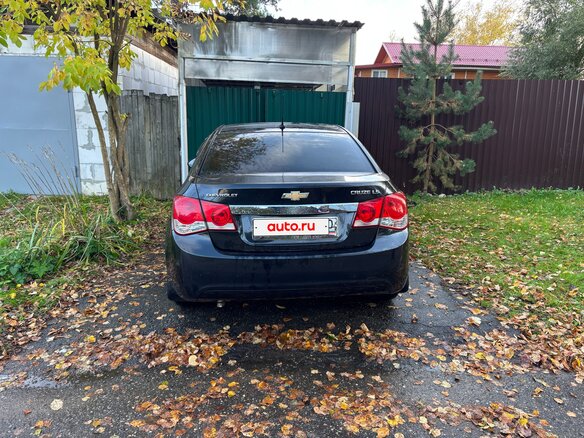 2012 Chevrolet Cruze I, чёрный, 735000 рублей - вид 2