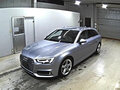 2019 Audi A4 V (B9), серебристый, 1425000 рублей - вид 3