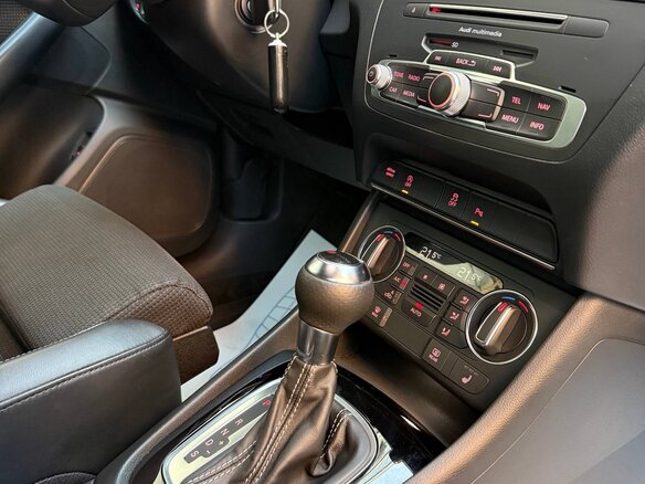 2017 Audi Q3 I (8U) Рестайлинг, белый, 2190000 рублей - вид 15