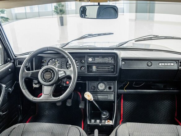 2008 Lada (ВАЗ) 2107, пурпурный - вид 8