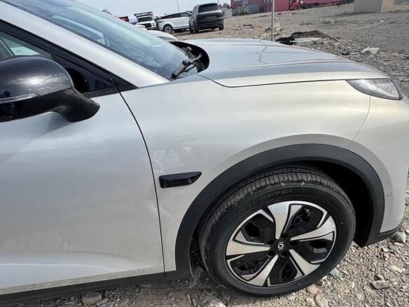 2026 Changan Qiyuan Q05 51.9 kWh II, серебристый, 2400000 рублей - вид 11