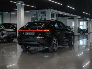 2026 Audi Q5 Sportback TFSI quattro S tronic II (GU), чёрный, 8100000 рублей, вид 4