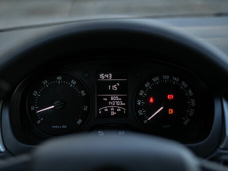 2014 Skoda Rapid I, чёрный, 810000 рублей, вид 5