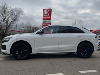 2018 Audi Q8 50 TDI I (4M), белый, 5650000 рублей, вид 2