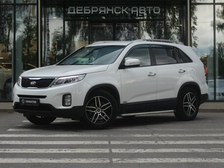 2018 Kia Sorento II Рестайлинг, белый, 2210000 рублей, вид 1