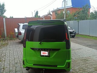 2011 Nissan Serena IV (C26), чёрный, 1300000 рублей, вид 5