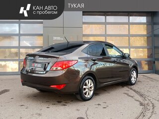 2014 Hyundai Solaris I Рестайлинг, коричневый, 979000 рублей, вид 3