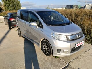 2012 Honda Freed I Рестайлинг, серебристый, 950000 рублей, вид 4