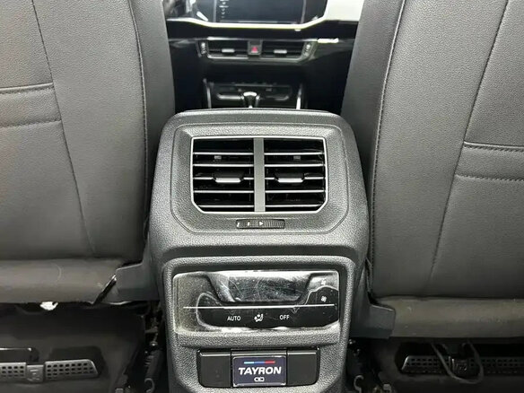 2022 Volkswagen Tayron I, чёрный, 2240000 рублей - вид 23