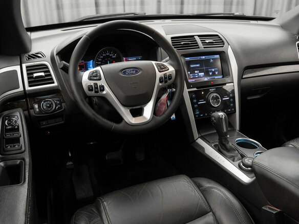 2013 Ford Explorer V, чёрный - вид 6