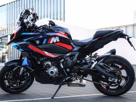 2025 BMW M 1000 XR, чёрный, 2780000 рублей, вид 5