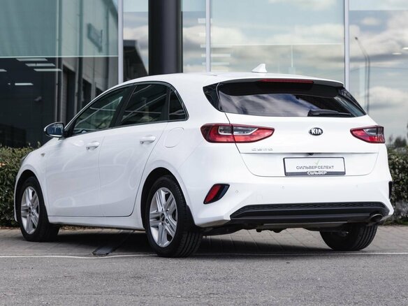 2019 Kia Ceed III, белый - вид 5