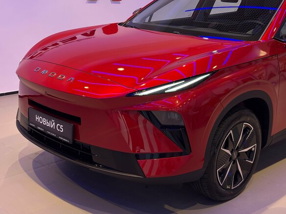 2026 Omoda C5 II, красный - вид 7