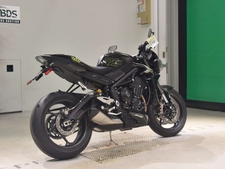 2025 Triumph Street Triple, чёрный, 1270000 рублей, вид 5
