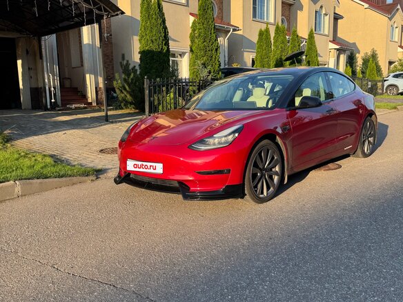 2018 Tesla Model 3 Mid Range I, красный, 2999000 рублей - вид 1