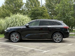 2026 Audi Q5 L III (GU), чёрный, 5895000 рублей, вид 4