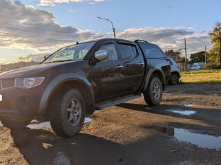 2008 Mitsubishi L200 IV, чёрный, 850000 рублей, вид 2