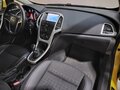 2012 Opel Astra GTC J Рестайлинг, жёлтый - вид 8