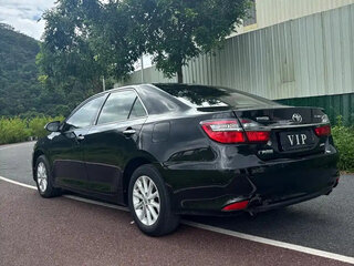 2016 Toyota Camry VII (XV50) Рестайлинг, чёрный, 1511008 рублей, вид 4