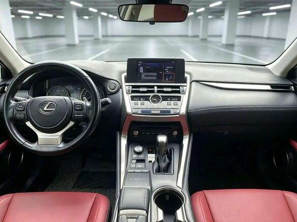 2021 Lexus NX 200 II, серебристый, 3199900 рублей - вид 9