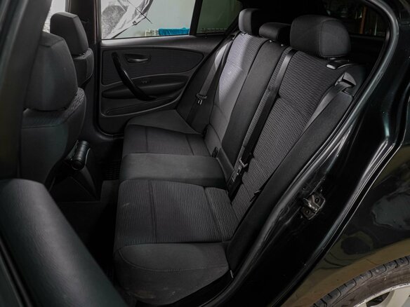 2010 BMW 1 серии 118i I (E81/E82/E87/E88) Рестайлинг, чёрный, 648000 рублей - вид 8