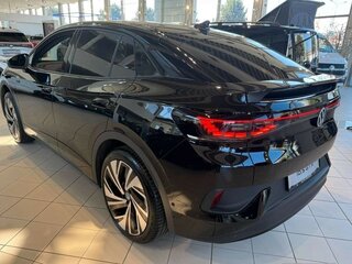 2026 Volkswagen ID.5 GTX, чёрный, 5930000 рублей, вид 4