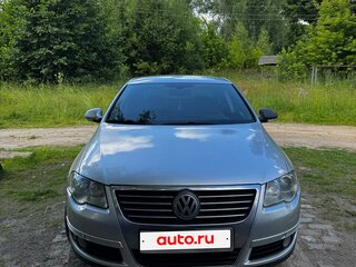 2008 Volkswagen Passat B6, серебристый, 700000 рублей, вид 3