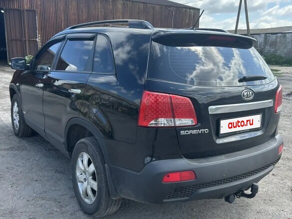 2010 Kia Sorento II, чёрный, 1250000 рублей - вид 4