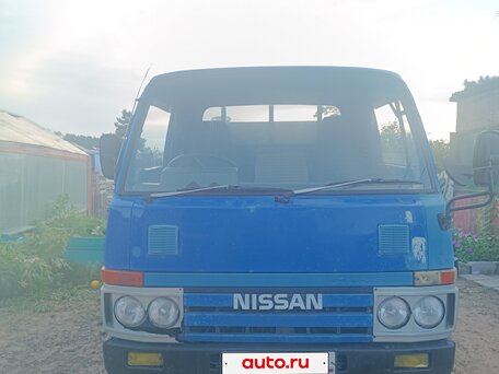 1988 Nissan Atlas, синий, 620000 рублей, вид 1