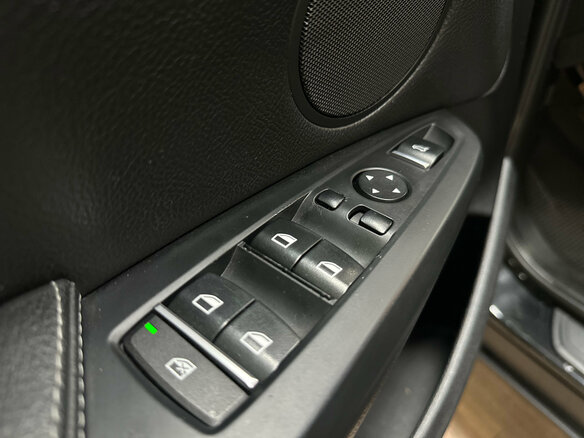 2014 BMW X3 28i xDrive II (F25) Рестайлинг, чёрный - вид 25