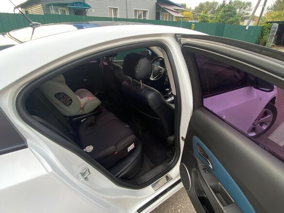 2012 Chevrolet Cruze I, белый - вид 19