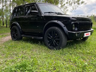 2017 Lada (ВАЗ) 2121 (4x4) Urban I Рестайлинг, чёрный, 695000 рублей, вид 3