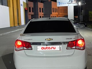 2012 Chevrolet Cruze I, белый, 750000 рублей, вид 4