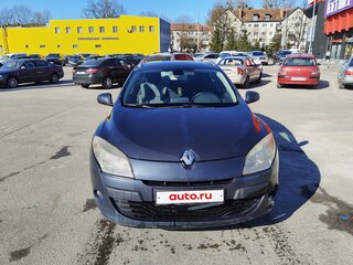 2011 Renault Megane III, серый, 680000 рублей, вид 2